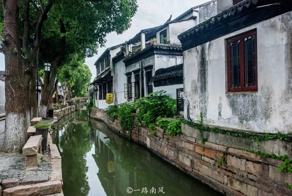 从“冰墩墩”到“龙墩墩” 顶流密码赋能北京品牌建设